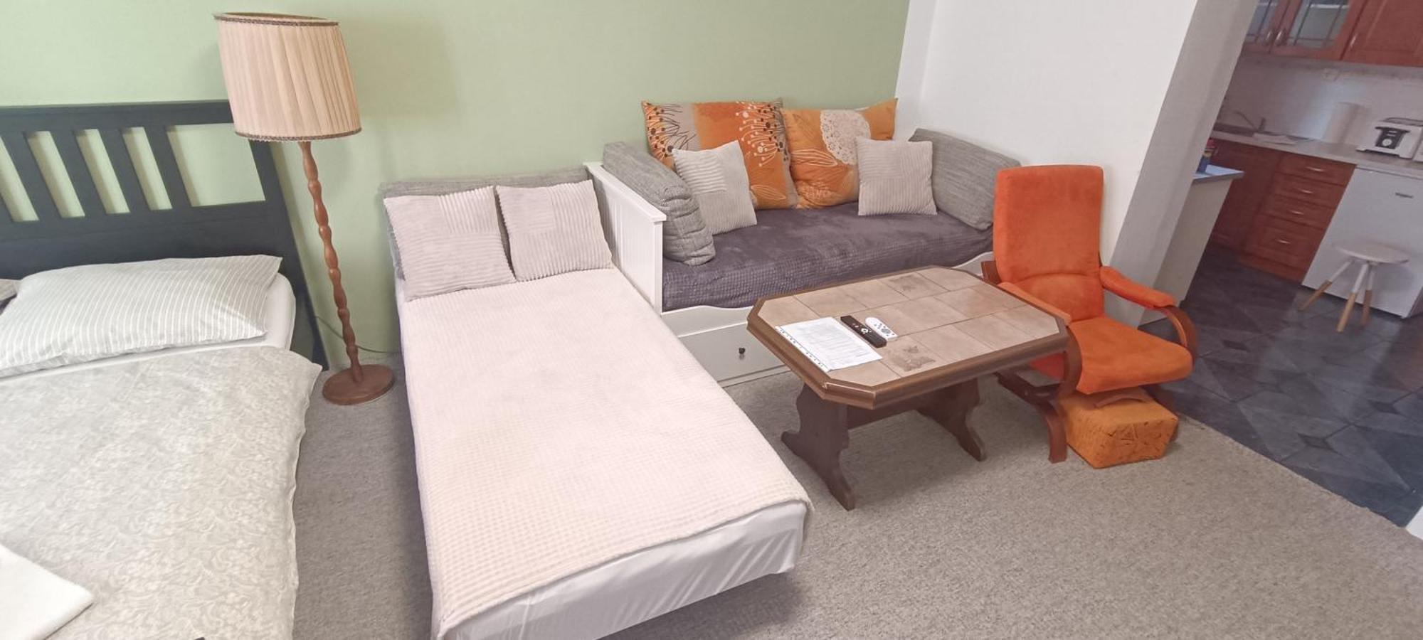 Apartman Horni Slavkov Hodinarstvi Exterior foto